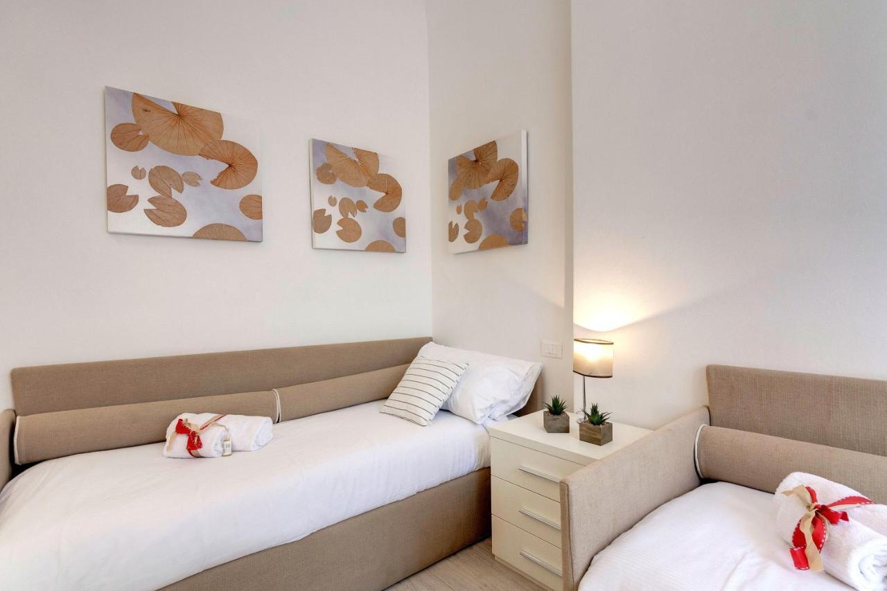 Velluti Apartment By Mamo Florence Exterior photo